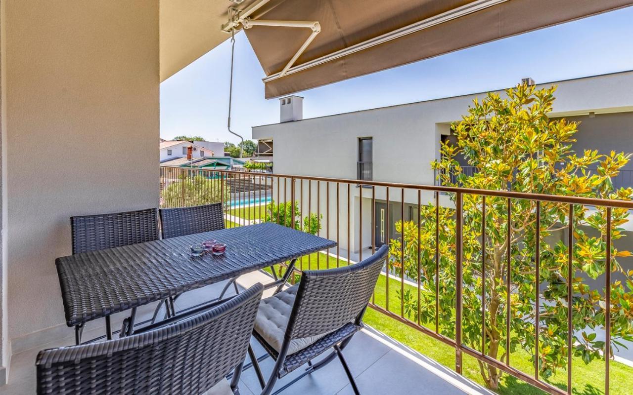 Ap Caci Mit Pool - Istriensonne 0712-0737 Apartment Medulin Luaran gambar