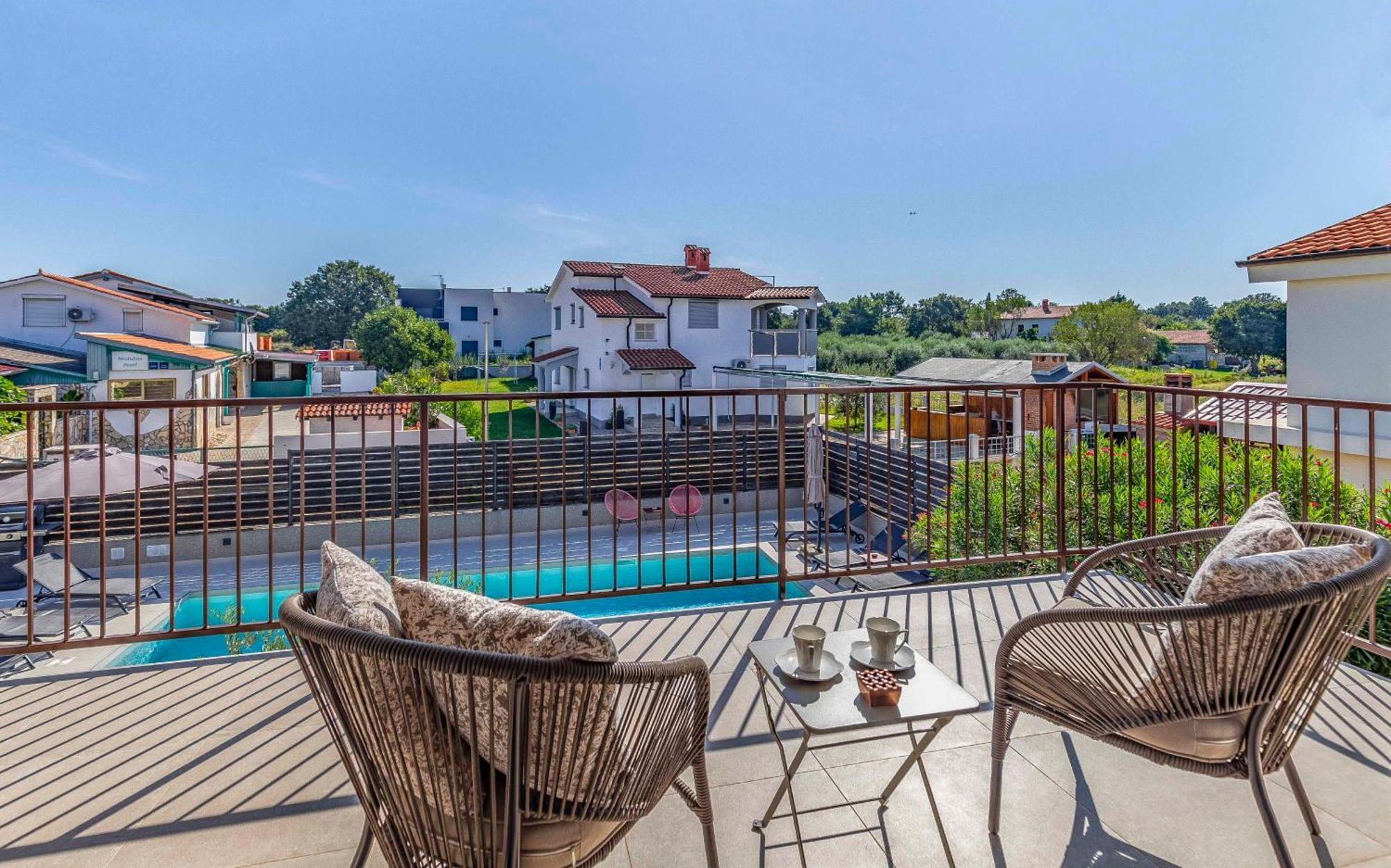 Ap Caci Mit Pool - Istriensonne 0712-0737 Apartment Medulin Luaran gambar