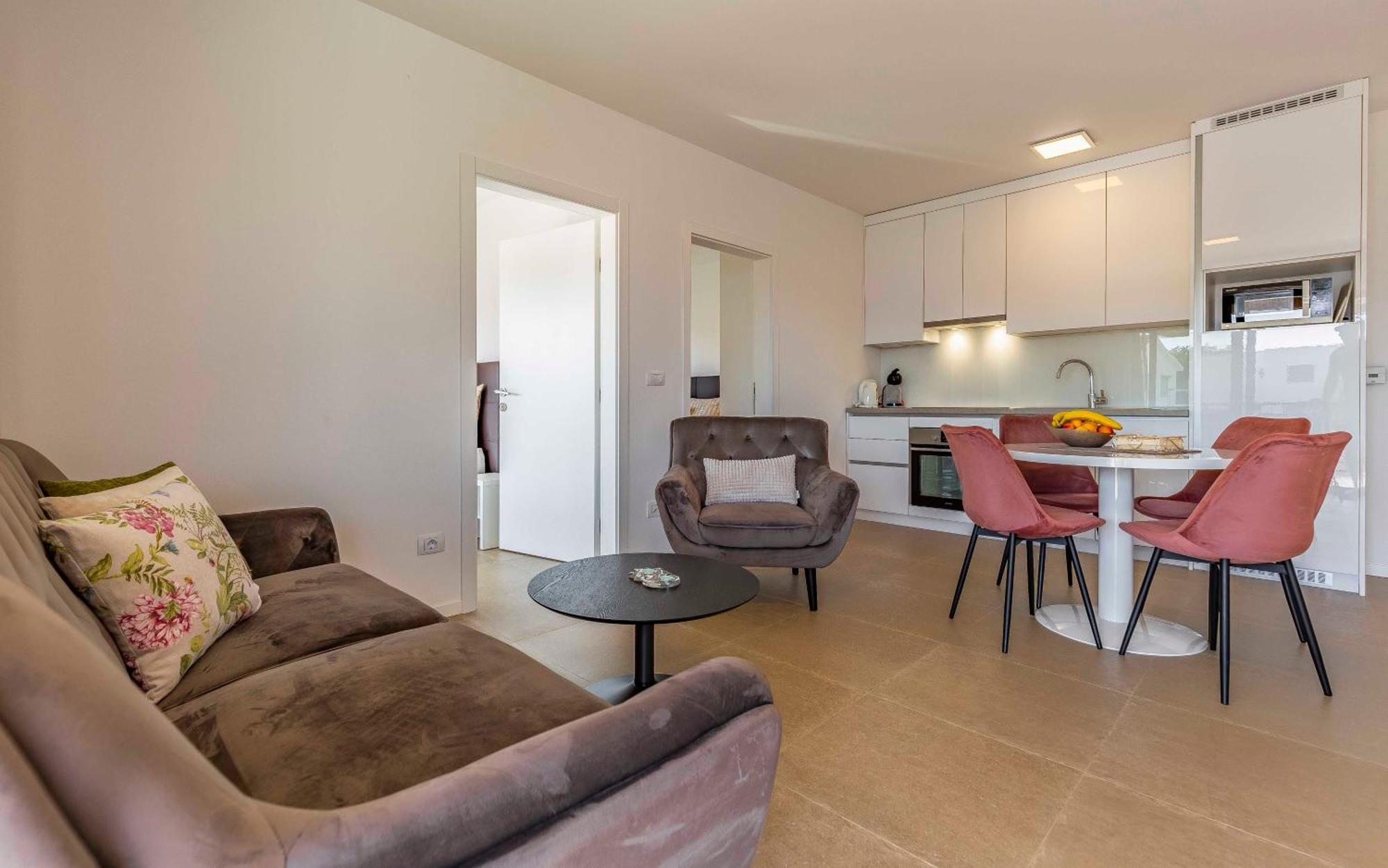 Ap Caci Mit Pool - Istriensonne 0712-0737 Apartment Medulin Luaran gambar